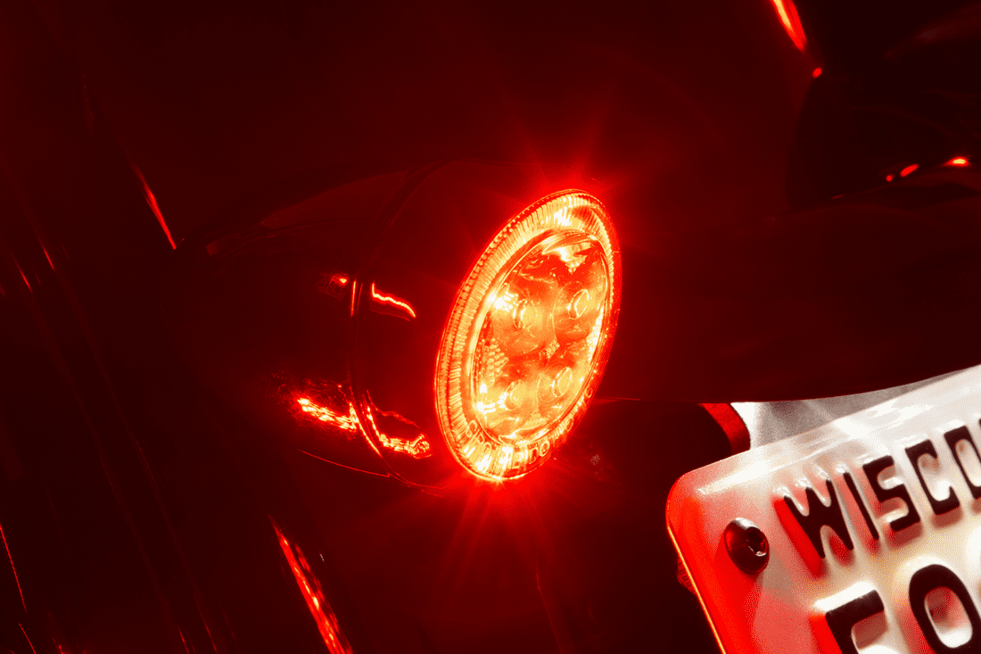 LED Lighted Fang® Rear Signal Light Inserts