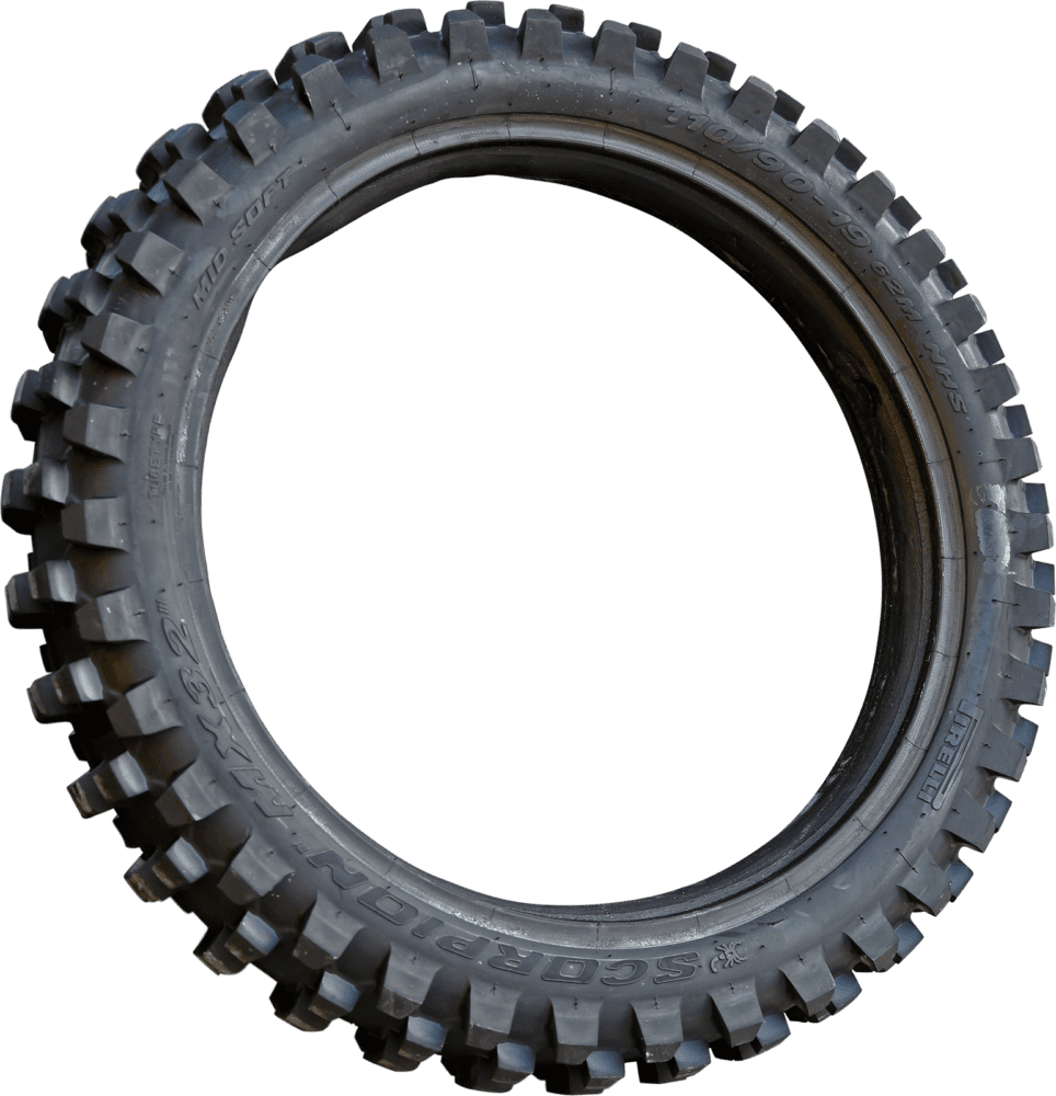 Scorpion™ MX32™ Mid Hard Tire