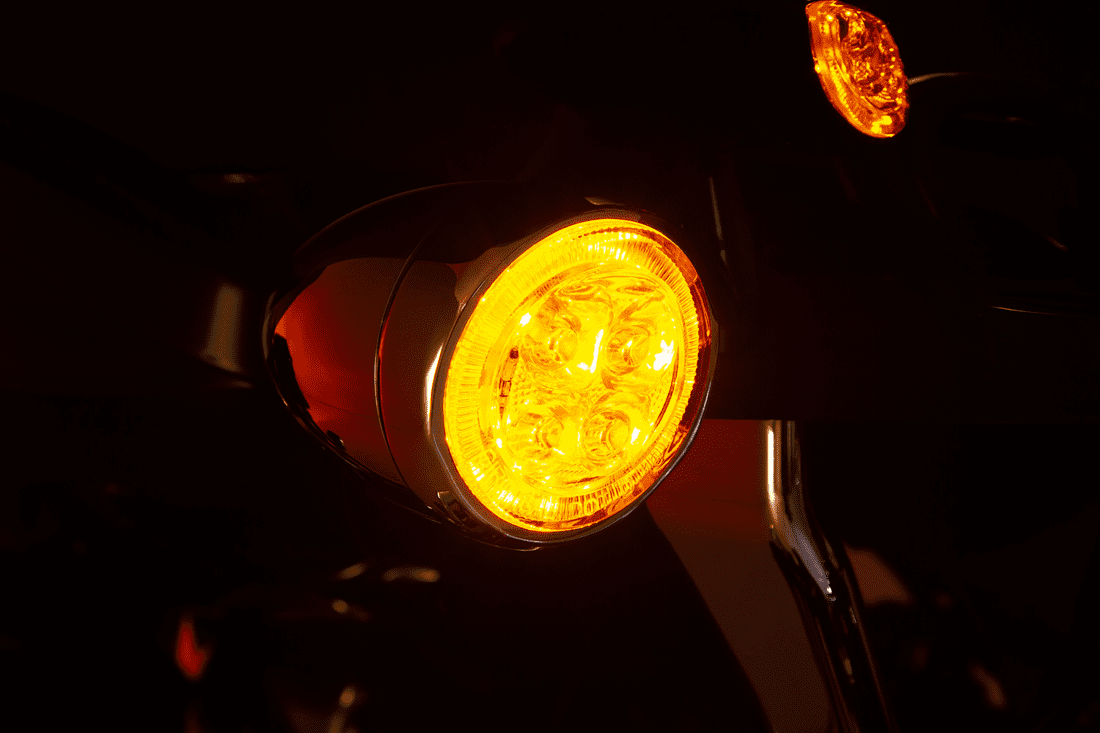 LED Lighted Fang® Front Signal Light Inserts