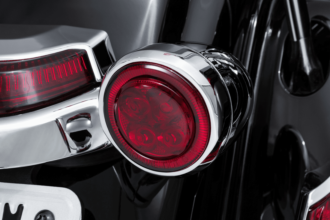 LED Lighted Fang® Rear Signal Light Inserts