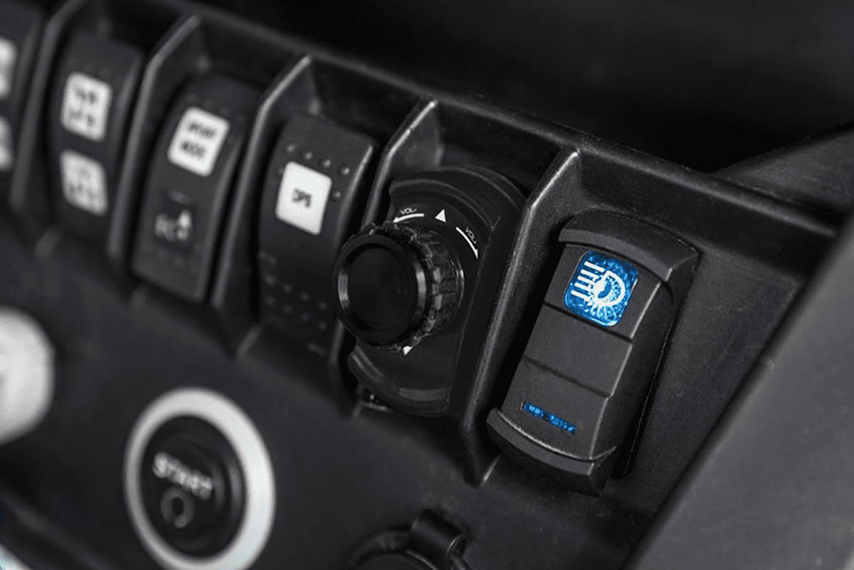 Switch-Mount Bluetooth® Controller/Receiver