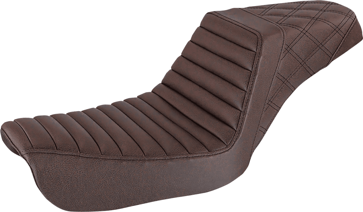 Step-Up Seat — Rear Lattice Stitch/Front Tuck-n-Roll