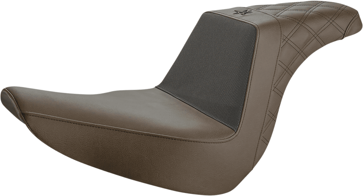 Unknown Industries Performance Gripper Seat