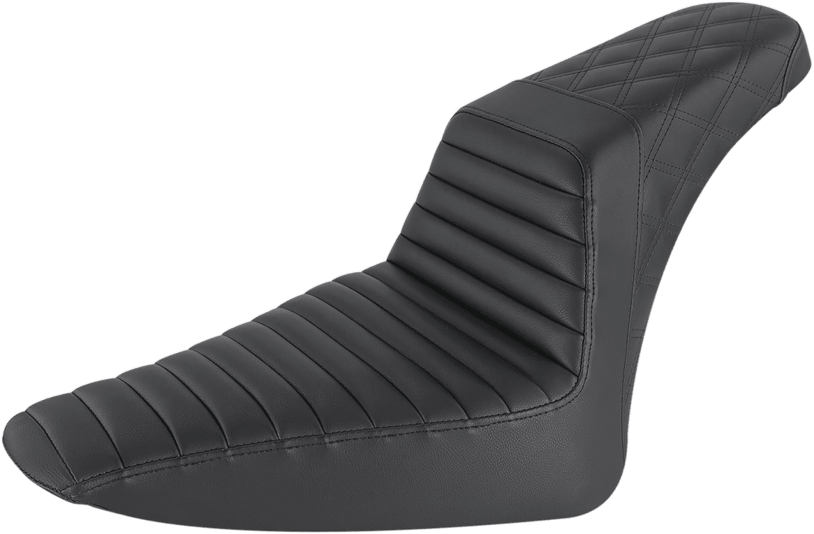 Step-Up Seat — Rear Lattice Stitch/Front Tuck-n-Roll