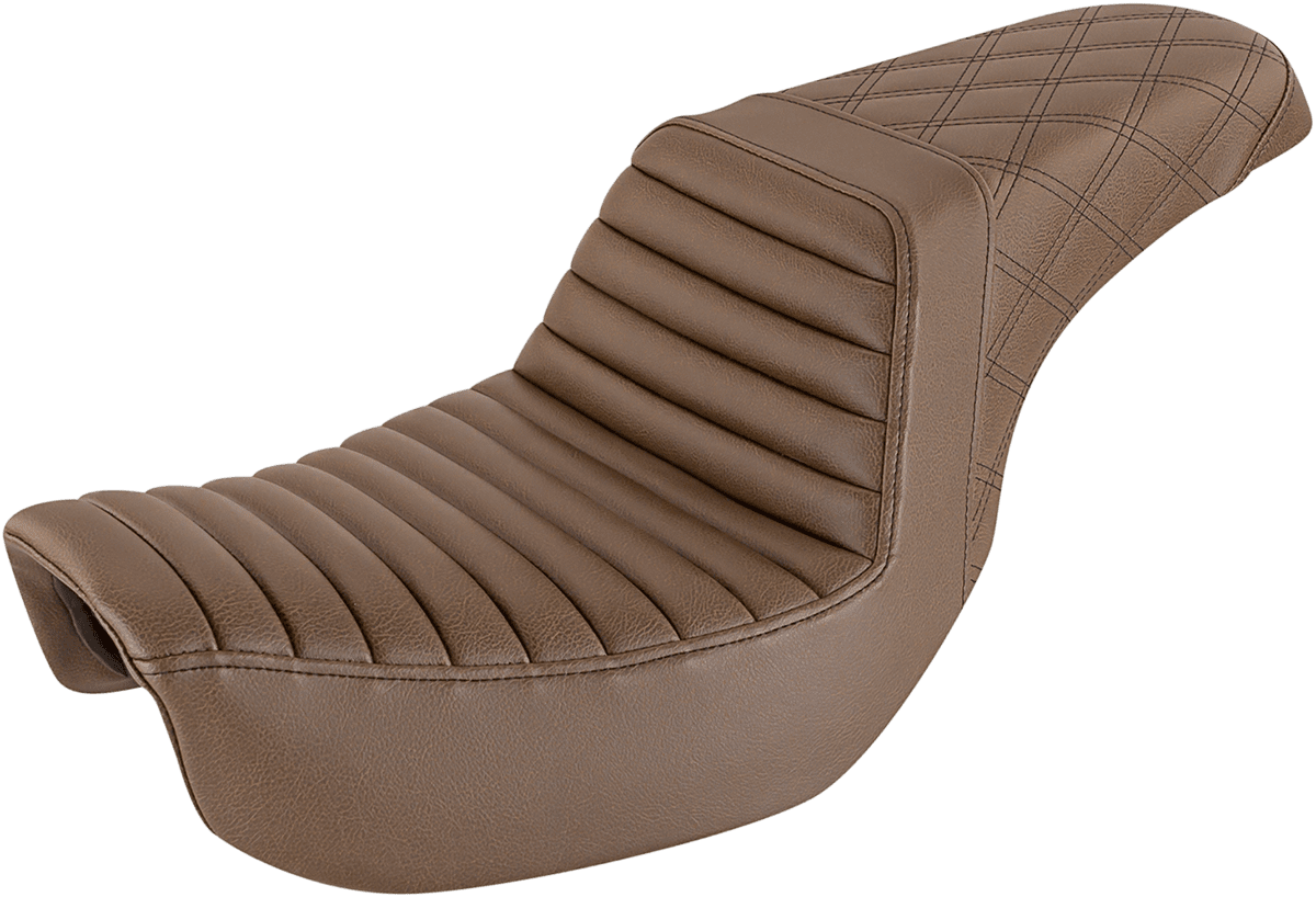 Step-Up Seat — Rear Lattice Stitch/Front Tuck-n-Roll