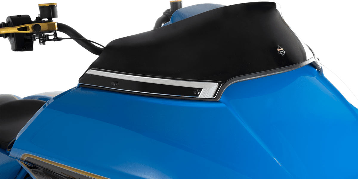 Windscreen Trim — Scallop