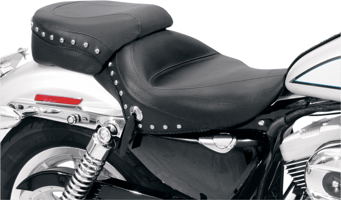 Wide Vintage Solo Seat